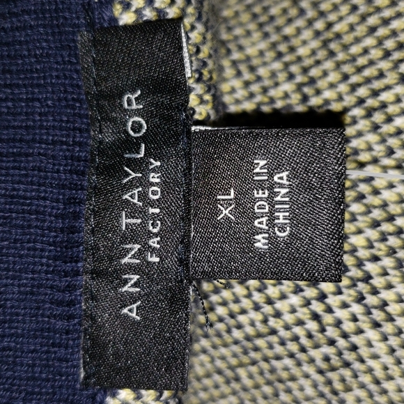 Ann Taylor Factory Button Cardigan NWT - Picture 8 of 11